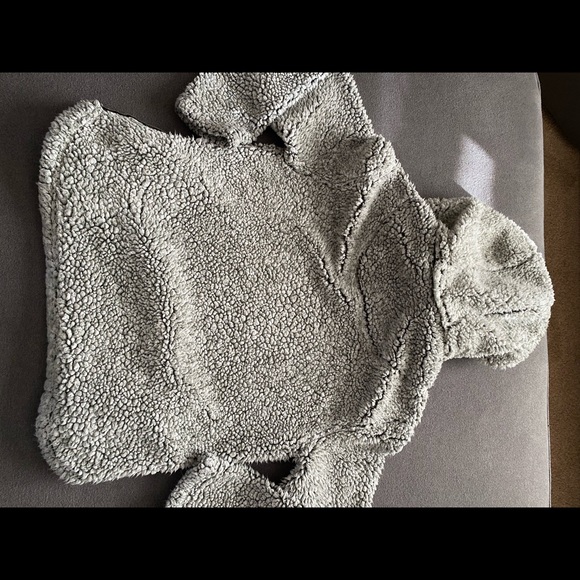 Fuzzy Sweatshirt/Jacket - Picture 3 of 4